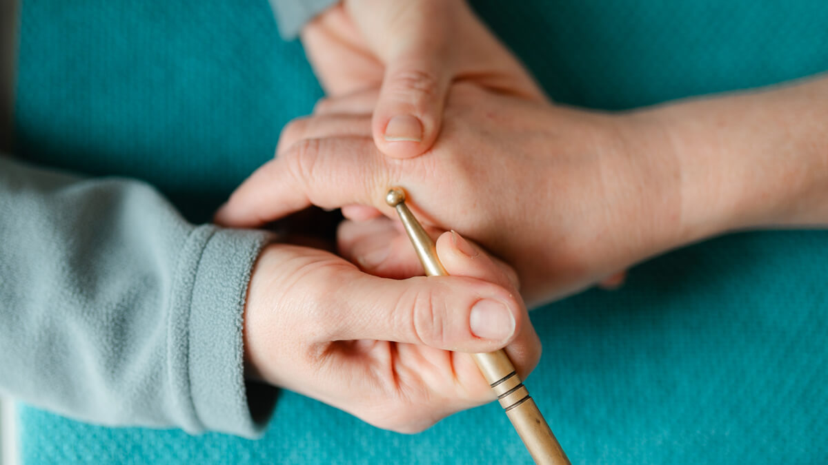images/images/ergo/BUK-Burgenlandkreis_Ergotherapie_26_Hand_1200.jpg#joomlaImage://local-images/images/ergo/BUK-Burgenlandkreis_Ergotherapie_26_Hand_1200.jpg?width=1200&height=675