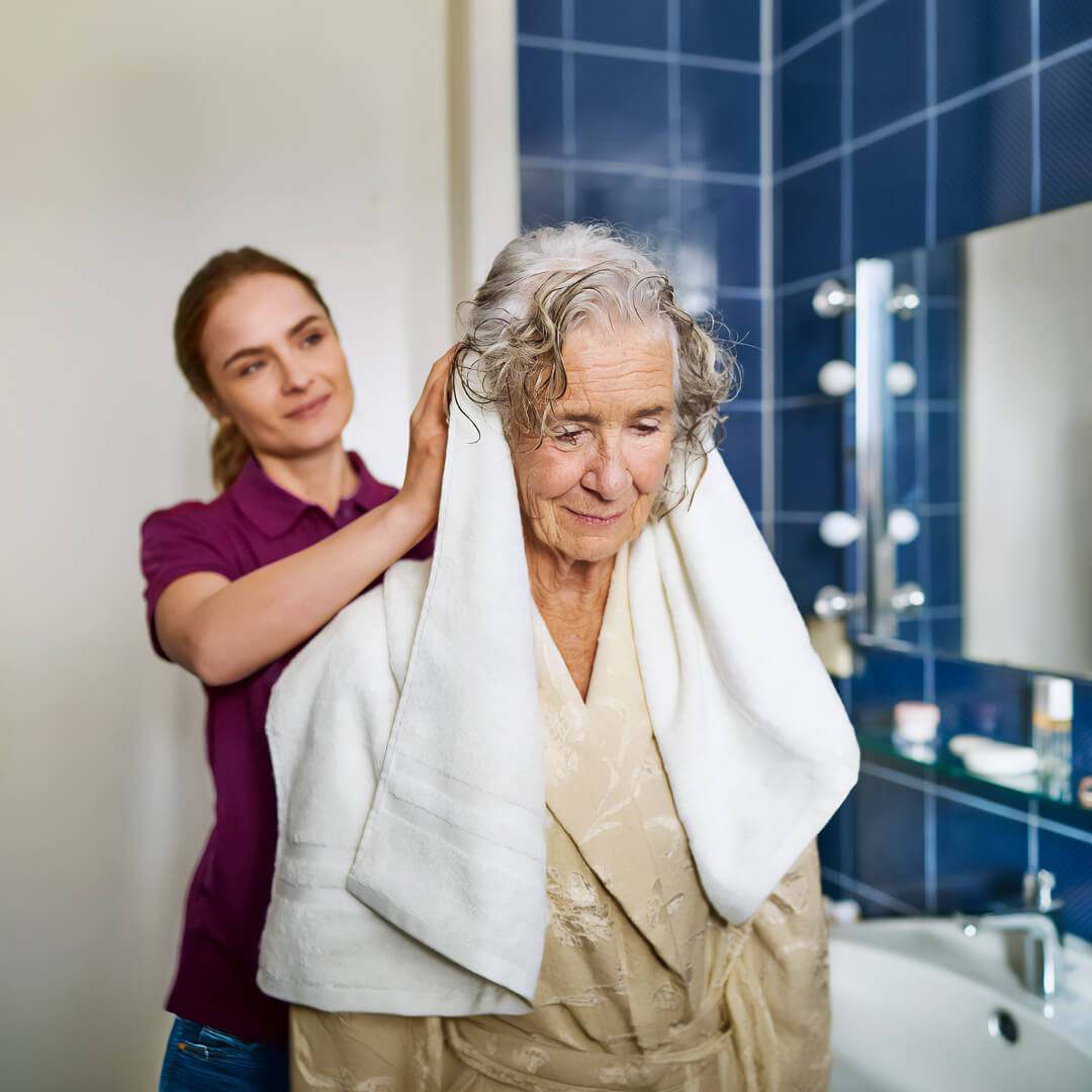 Hilfe bei der Grundpflege: Seniorenpflege - BUK Burgenlandkreis