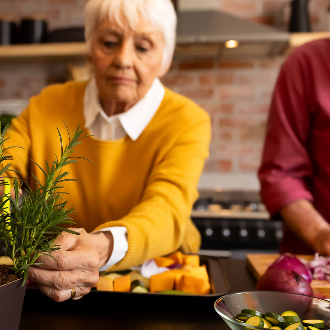 Aktivierende Hauswirtschaft: Seniorenpflege - BUK Burgenlandkreis